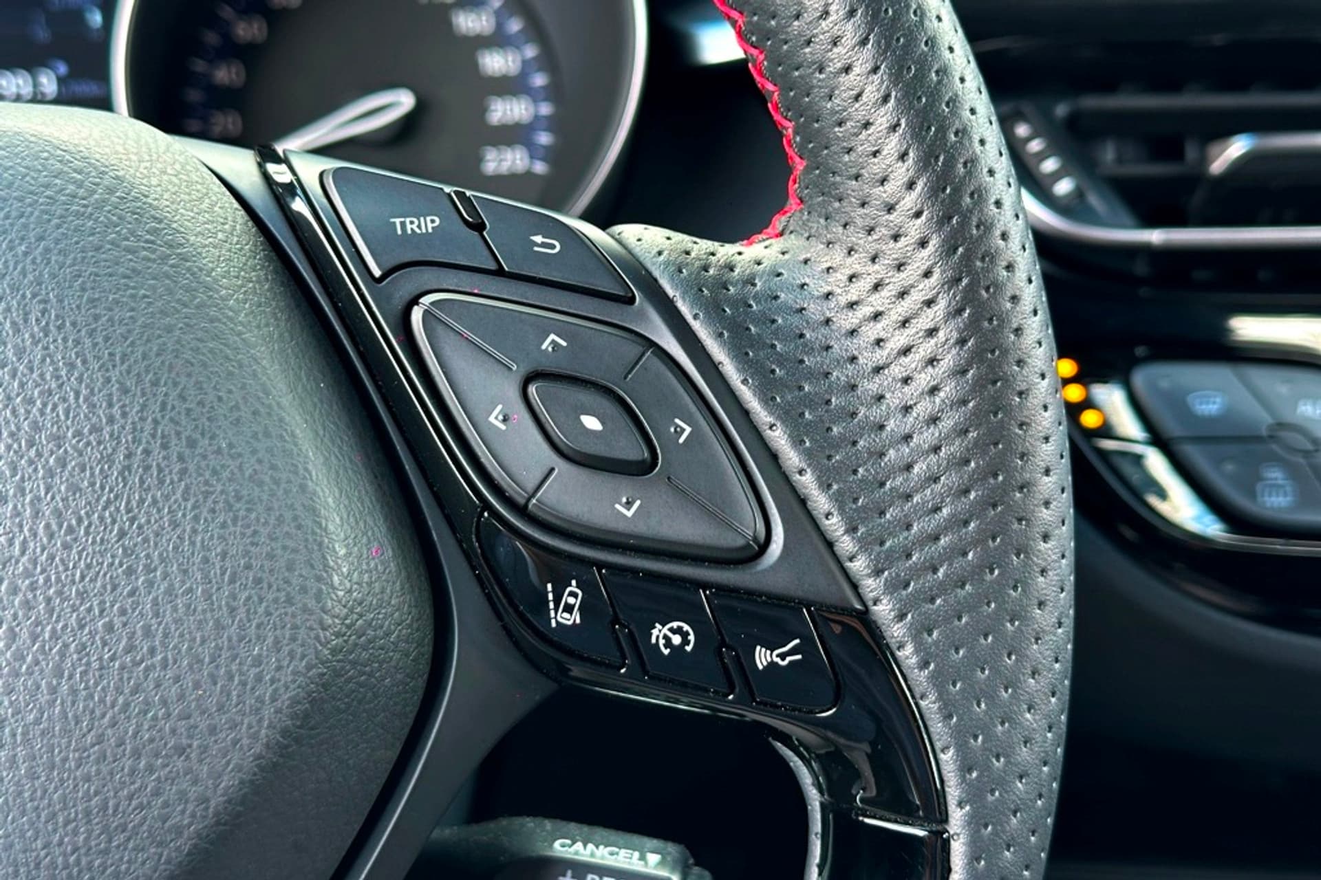 Toyota C-HR 1.8 Hybrid GR-Sport Bi-Tone 9.266 KM. thumbnail 21