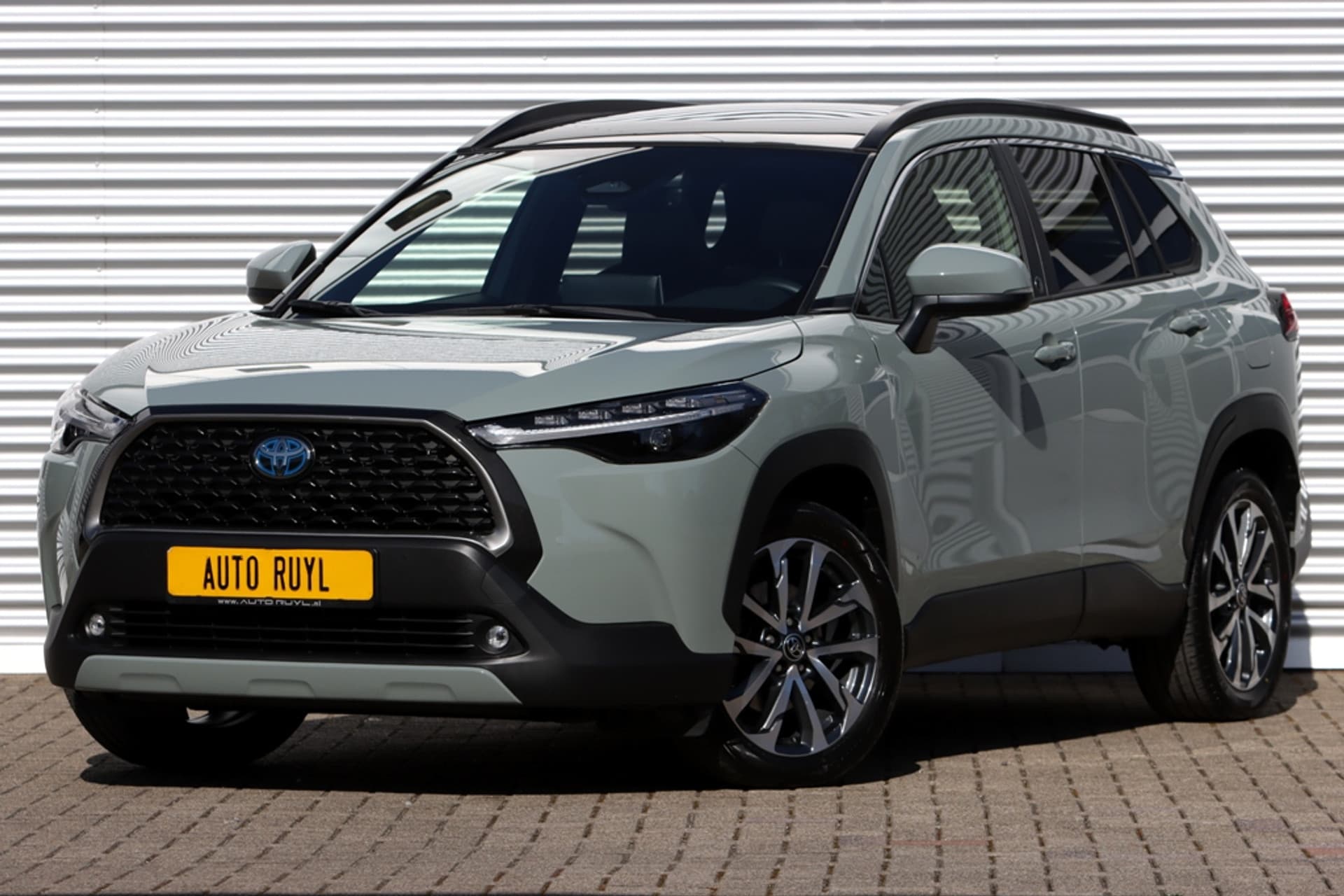 Toyota Corolla Cross Hybrid 200 Advent. / Pano / 4X4