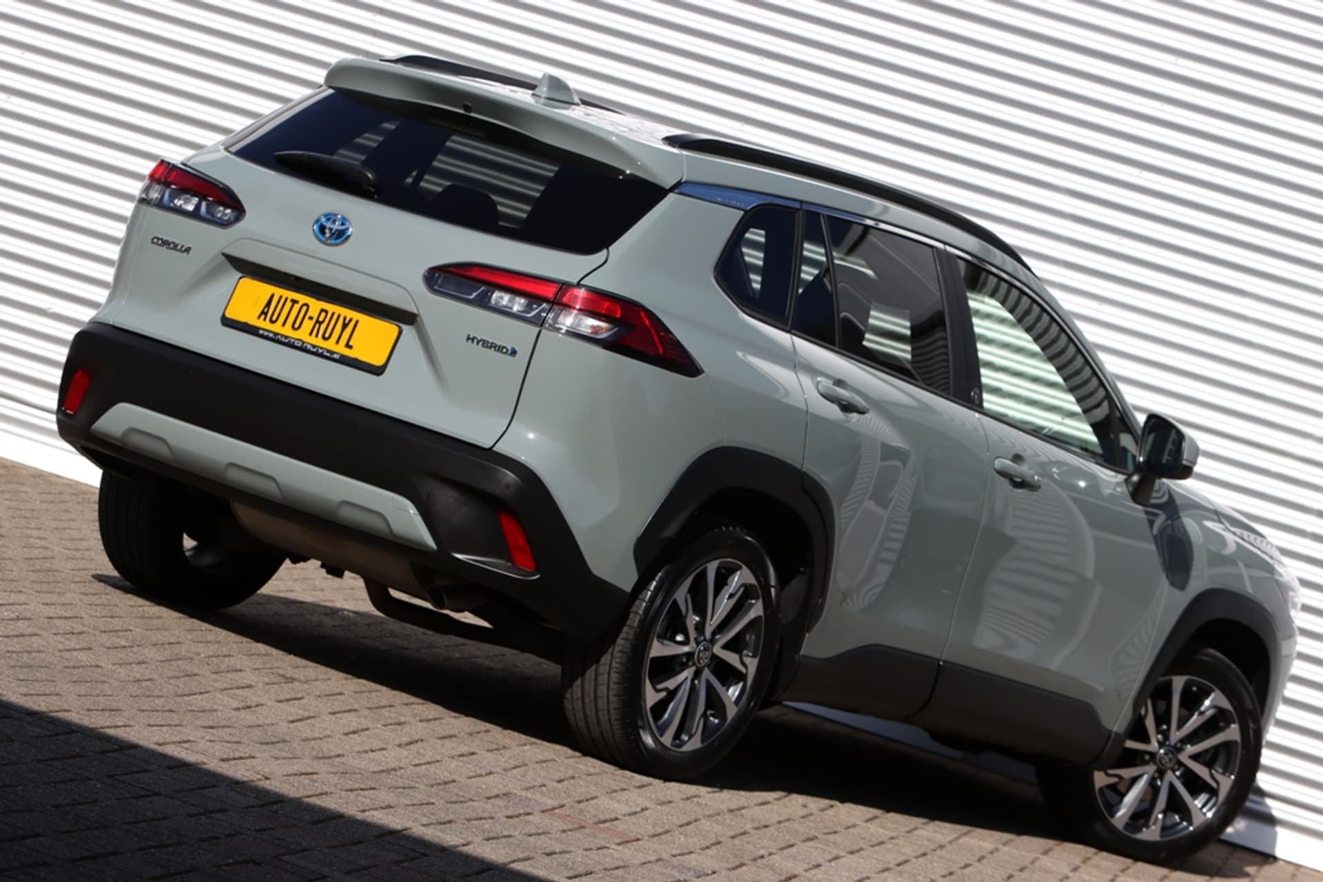 Toyota Corolla Cross Hybrid 200 Advent. / Pano / 4X4 thumbnail 12