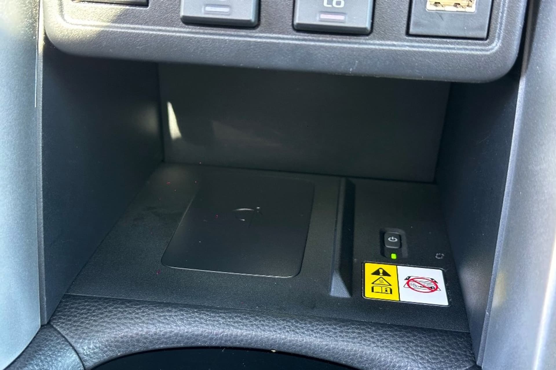 Toyota Corolla Cross Hybrid 200 Advent. / Pano / 4X4 thumbnail 27