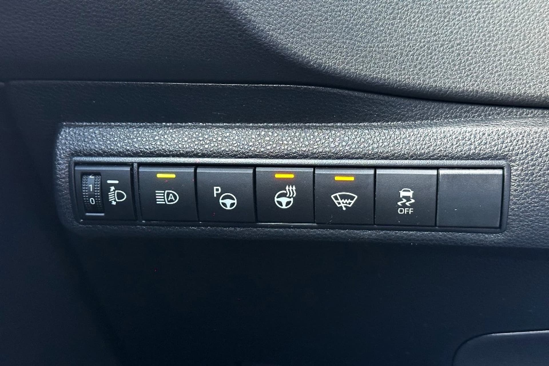 Toyota Corolla Touring Sports 2.0 Hybrid Team thumbnail 25