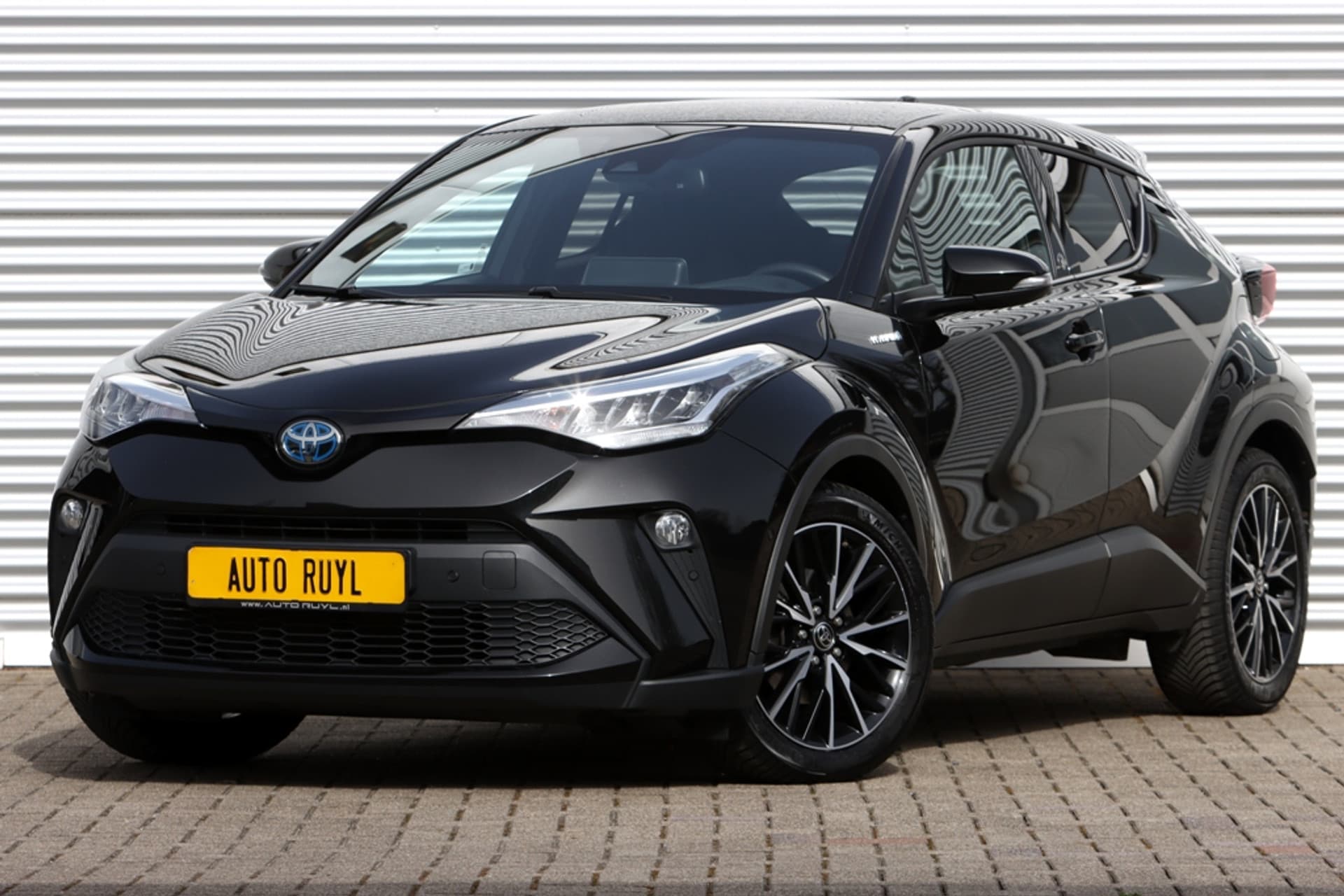 Toyota C-HR 2.0 Hybrid Dynamic Carplay
