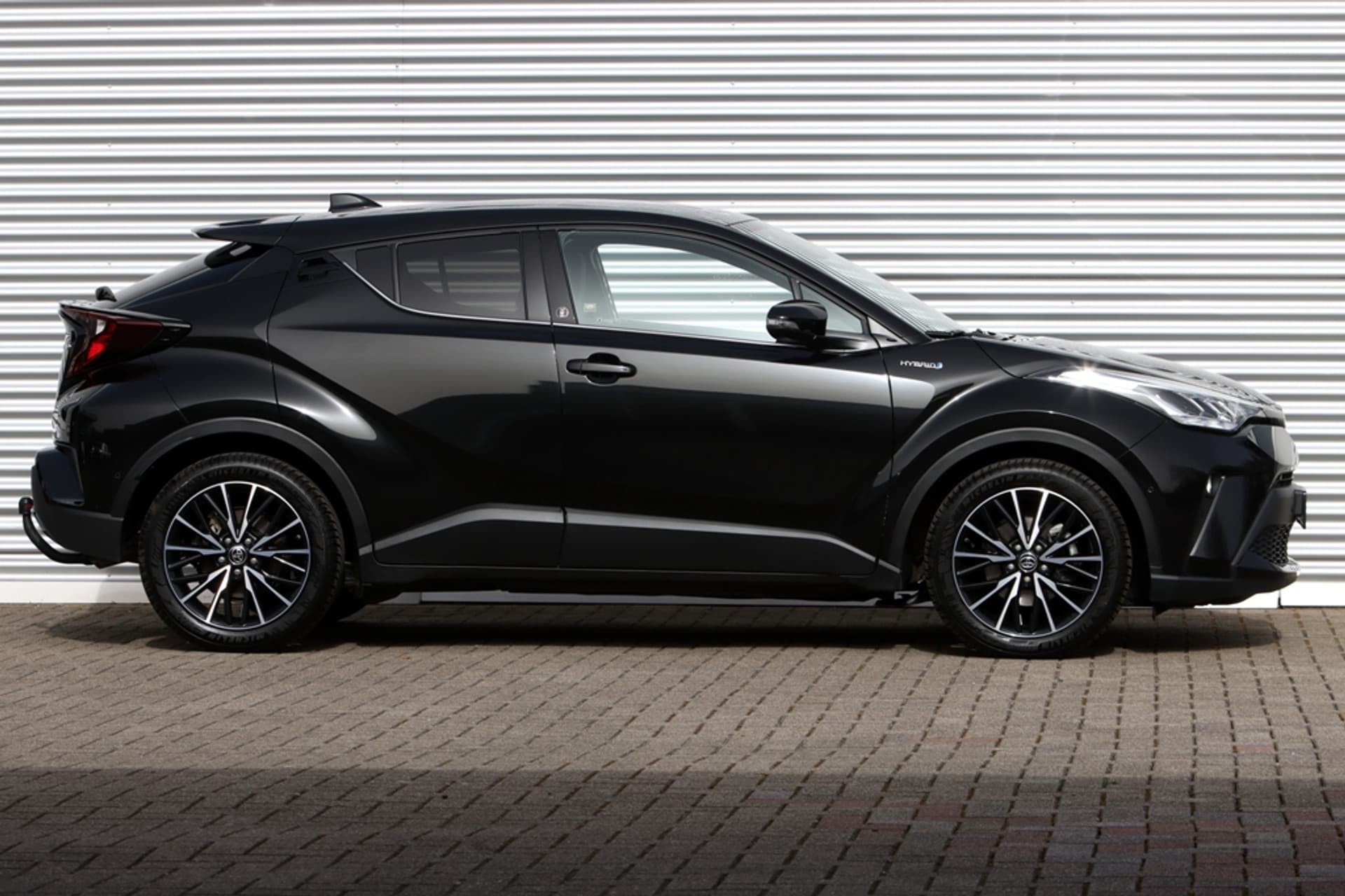 Toyota C-HR 2.0 Hybrid Dynamic Carplay thumbnail 3