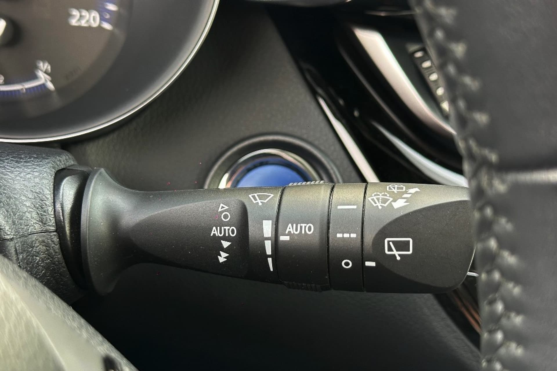 Toyota C-HR 2.0 Hybrid Dynamic Carplay thumbnail 21