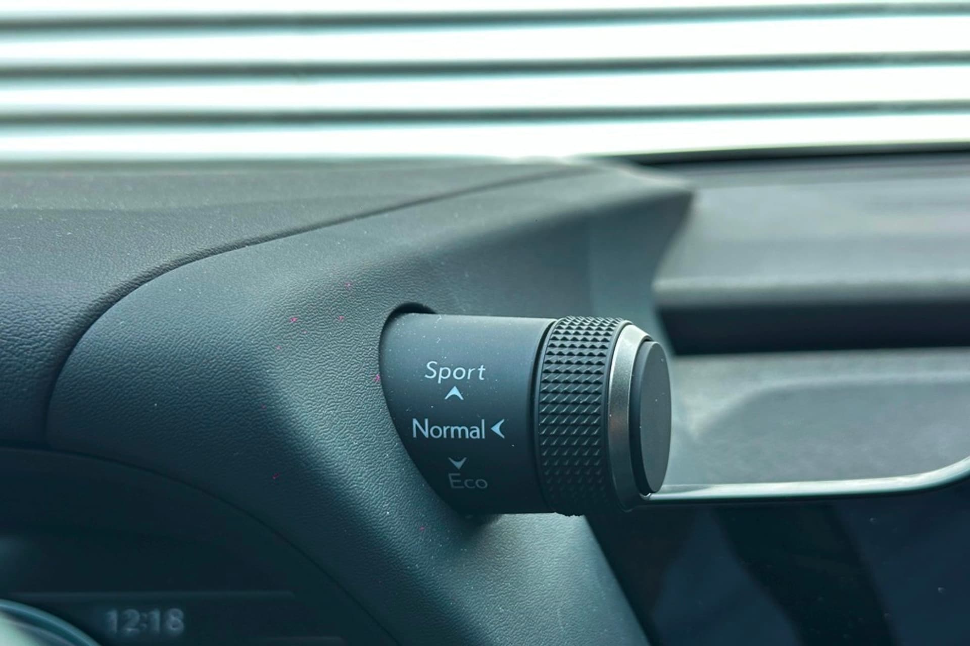 Lexus UX 250h F Sport Design Leer / Navi / Carplay thumbnail 20