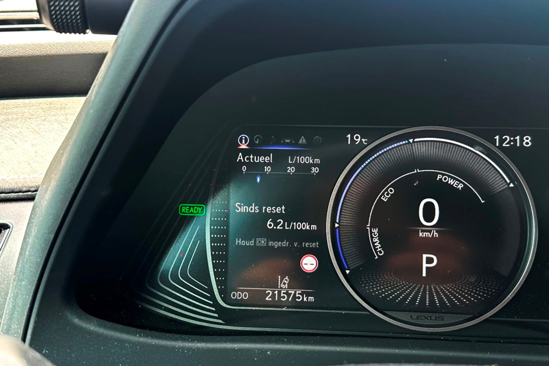 Lexus UX 250h F Sport Design Leer / Navi / Carplay thumbnail 8