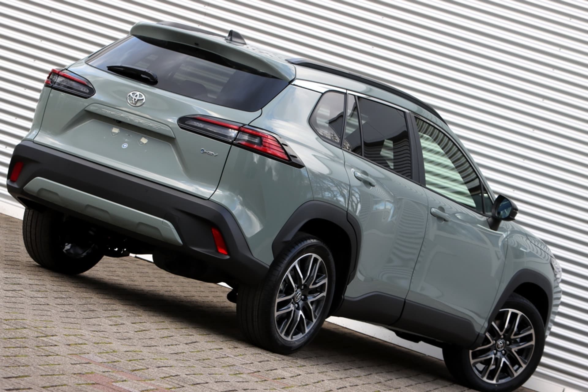 Toyota Corolla Cross Hybrid 140 Dynamic Splinternieuw thumbnail 12