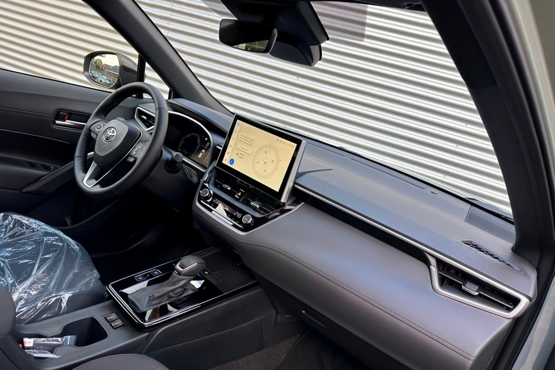 Toyota Corolla Cross Hybrid 140 Dynamic Splinternieuw thumbnail 13