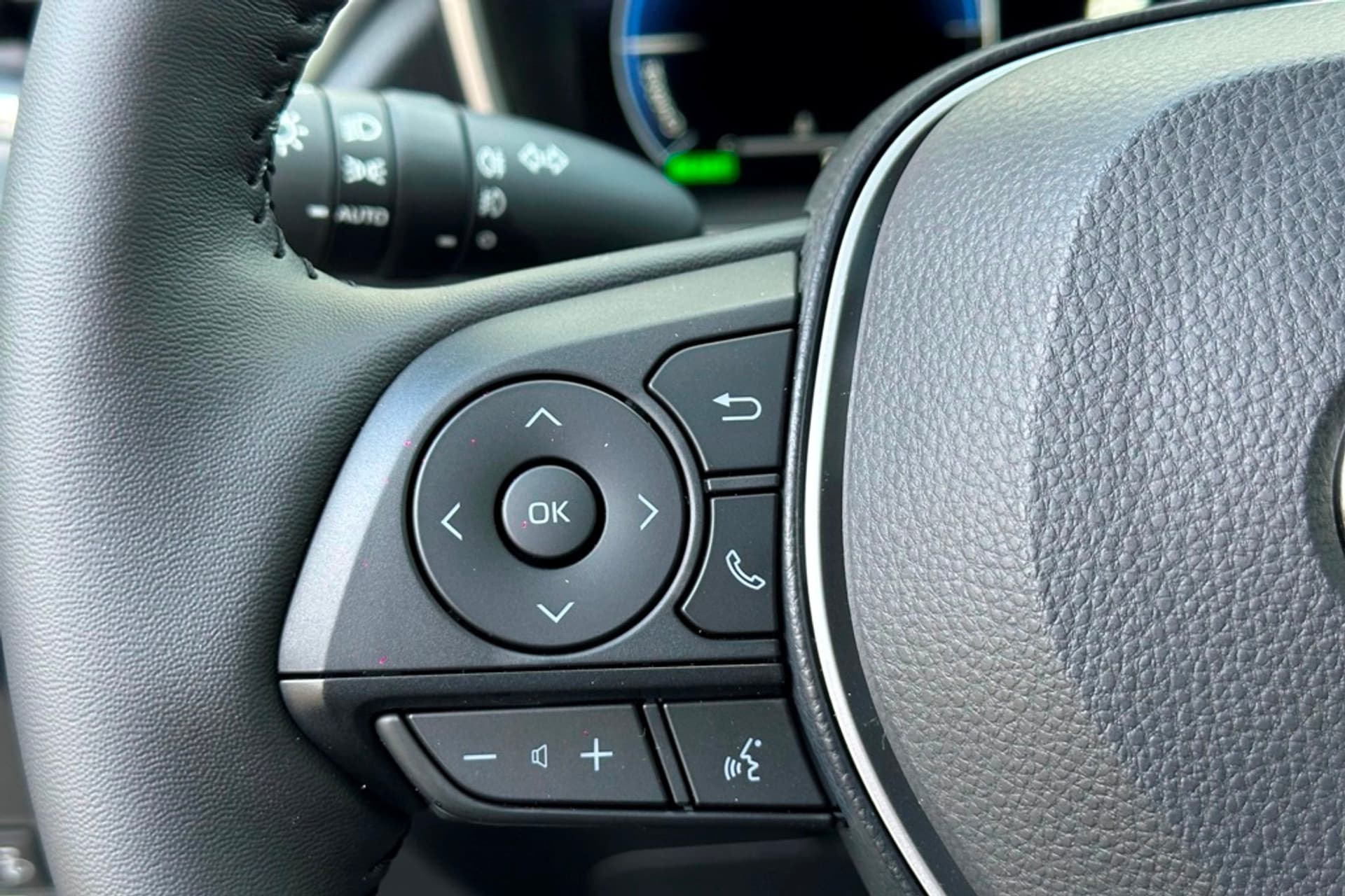 Toyota Corolla Cross Hybrid 140 Dynamic Splinternieuw thumbnail 22