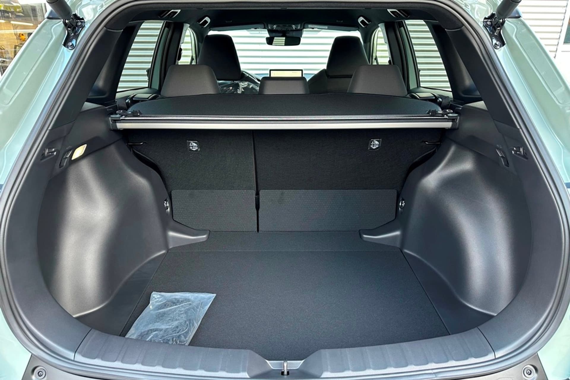 Toyota Corolla Cross Hybrid 140 Dynamic Splinternieuw thumbnail 30