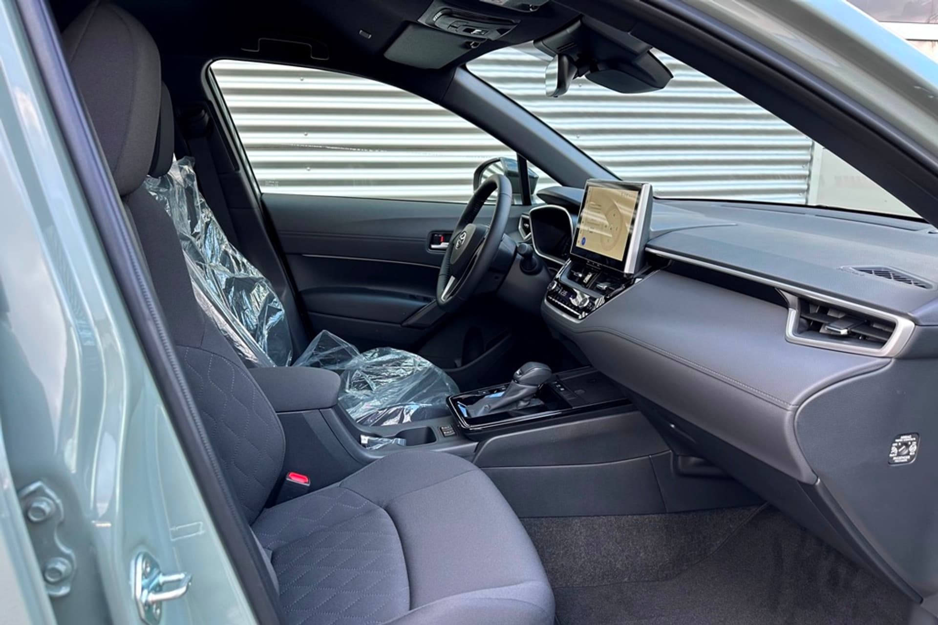 Toyota Corolla Cross Hybrid 140 Dynamic Splinternieuw thumbnail 4