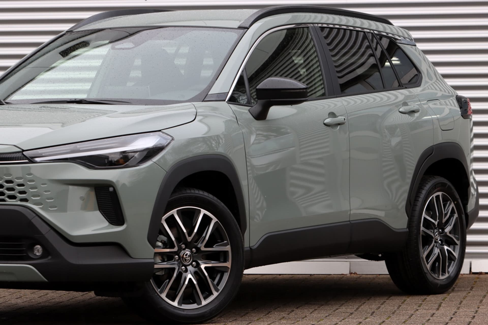 Toyota Corolla Cross Hybrid 140 Dynamic Splinternieuw thumbnail 6