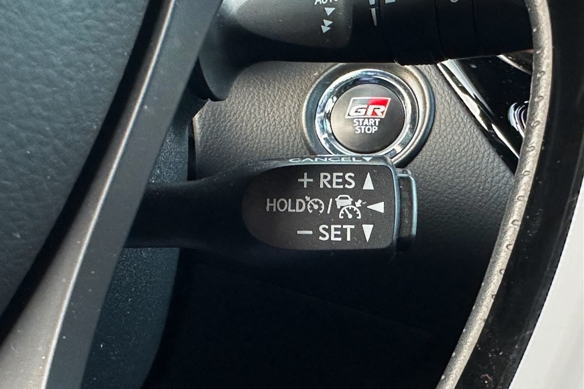 Toyota C-HR 2.0 Hybrid GR-Sport 13.451Km !! thumbnail 25