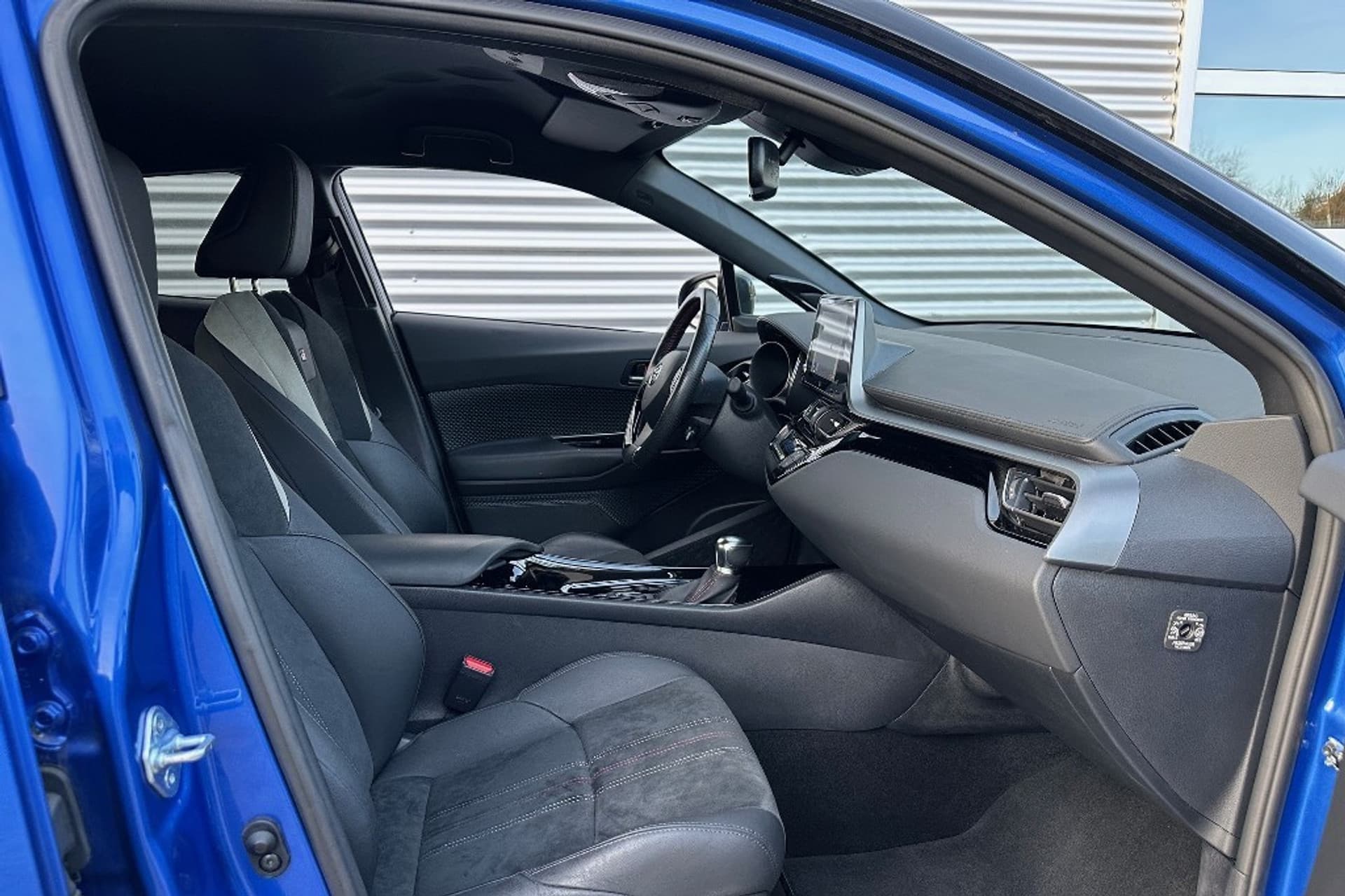 Toyota C-HR 2.0 Hybrid GR-Sport 13.451Km !! thumbnail 4