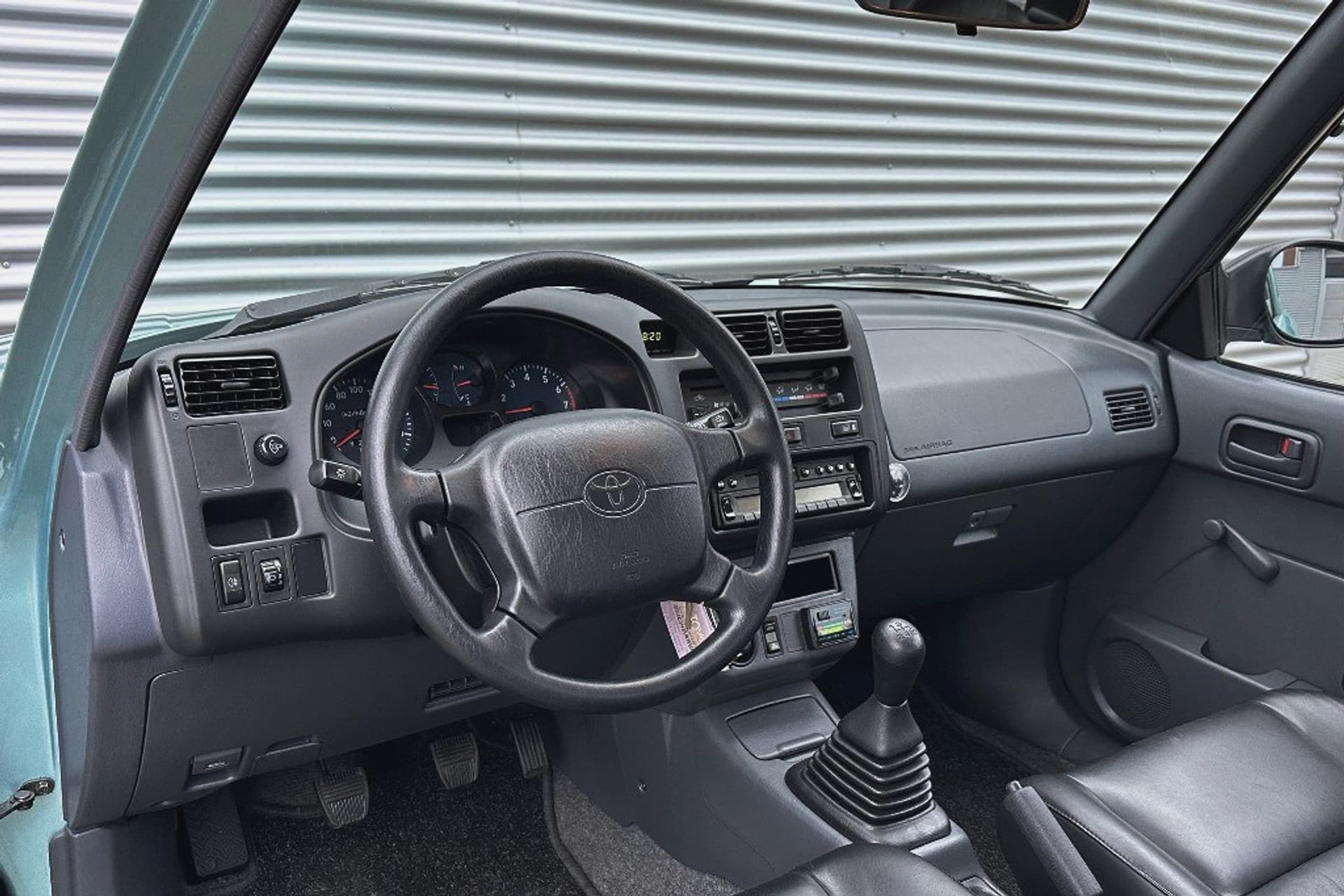 Toyota Funcruiser RAV4 4WD 29.842 Km ! 2.0i SR thumbnail 9