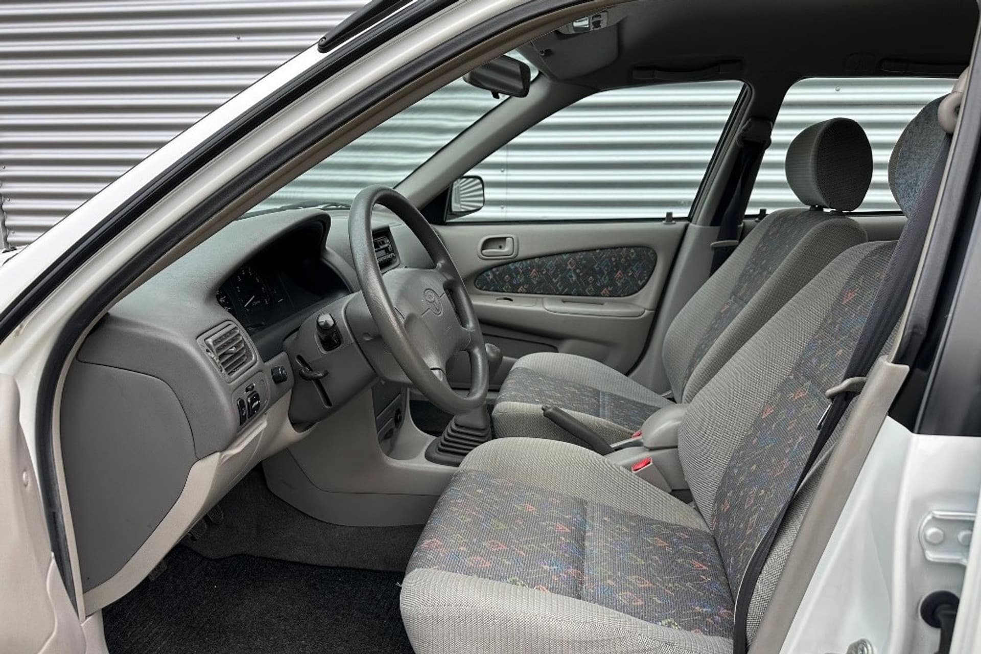 Toyota Corolla wagon 1.3-16V Terra 1.Eigenaar 27.174 Km.! thumbnail 5