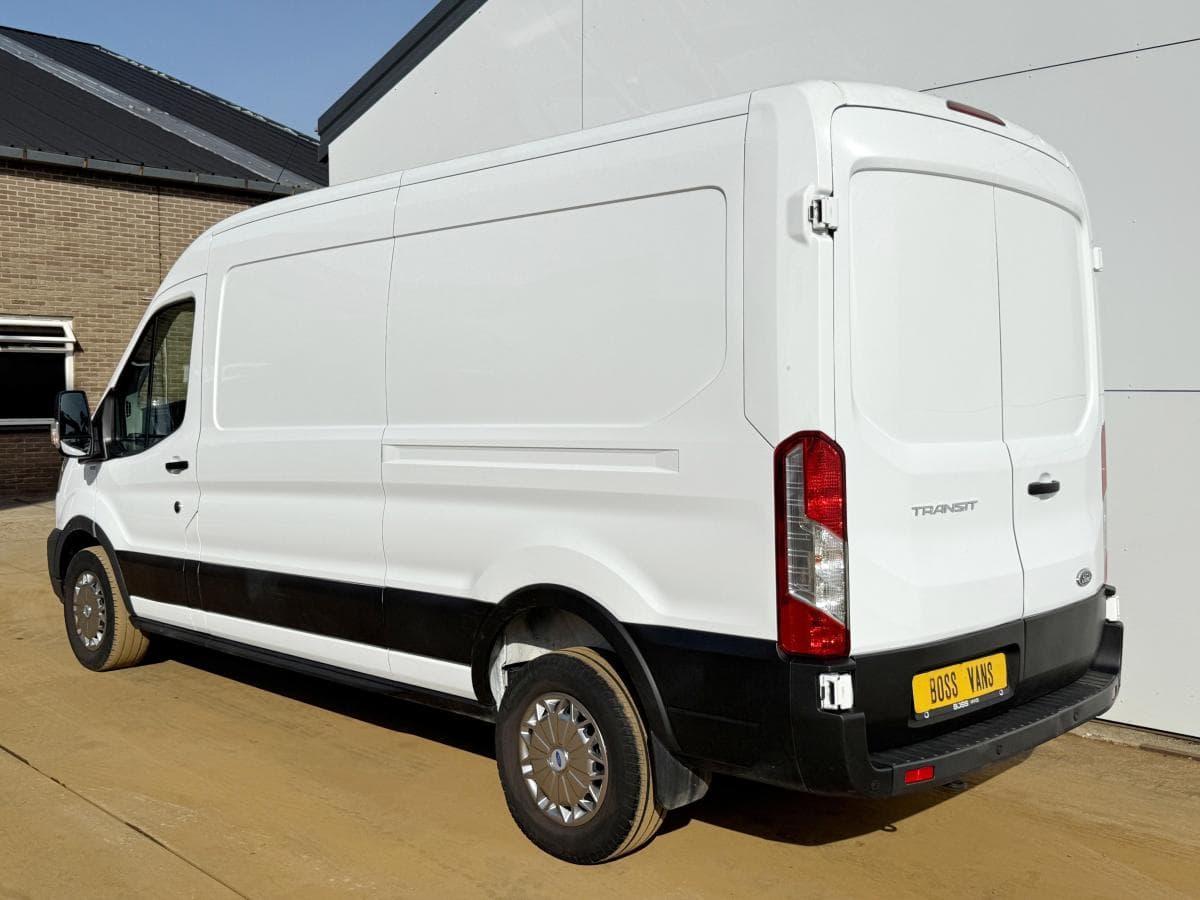 Ford Transit 20 tdci 130pk Transit 2.0 TDCI 130PK thumbnail 2