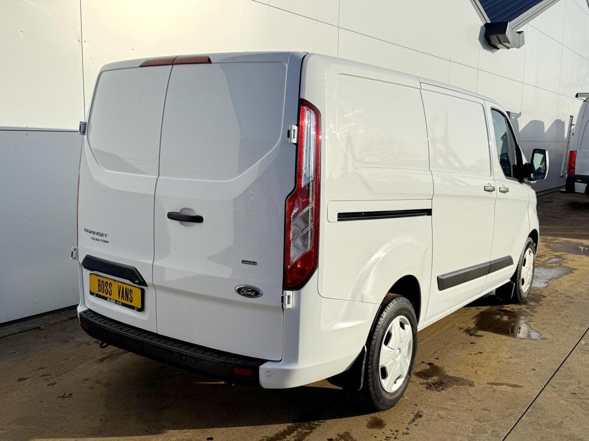 Ford Transit custom 340 10 phev 120pk Transit Custom 340 1.0 PHEV 120PK thumbnail 3