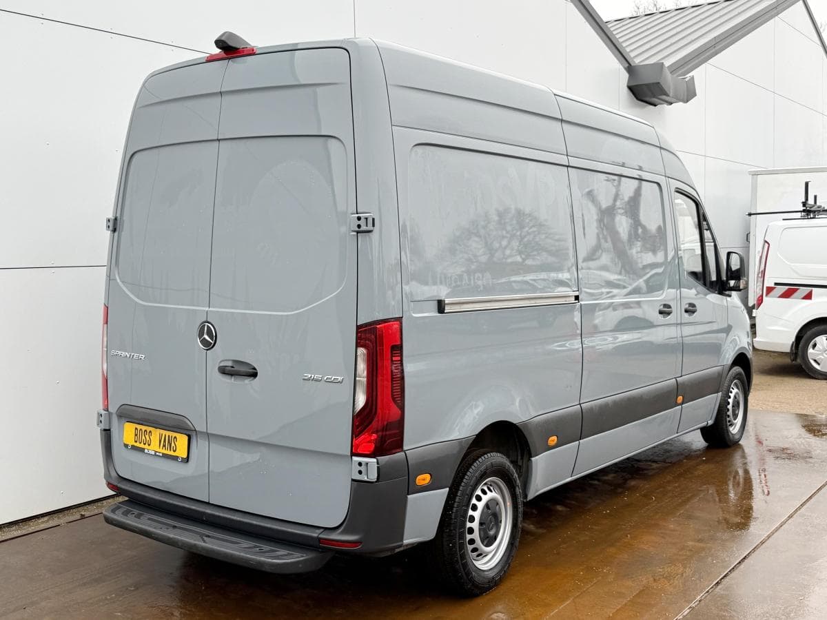 Mercedes-Benz Benz sprinter 215 19 cdi Sprinter 215 1.9 CDI thumbnail 3