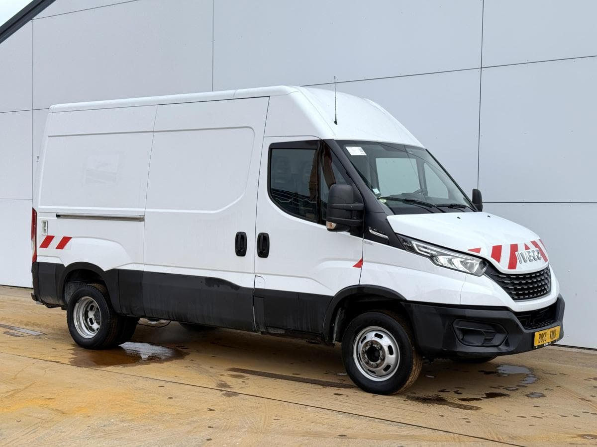 Iveco Daily 35c16 23 Daily 35C16 2.3 thumbnail 4