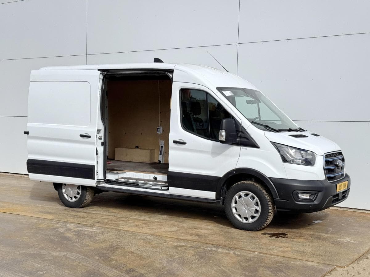 Ford E transit 68kwh 184pk e-Transit 68kWh 184PK thumbnail 6