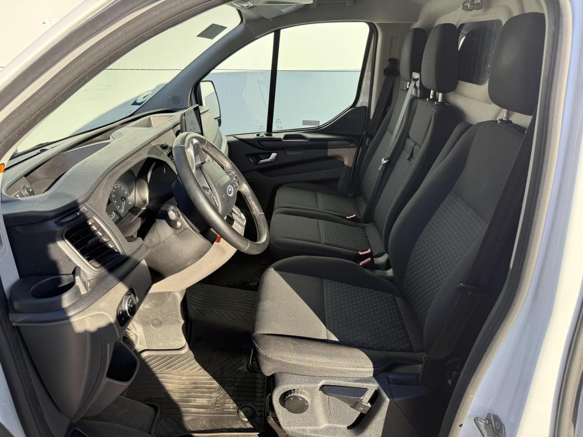 Ford Transit custom 340 10 phev 120pk Transit Custom 340 1.0 PHEV 120PK thumbnail 5