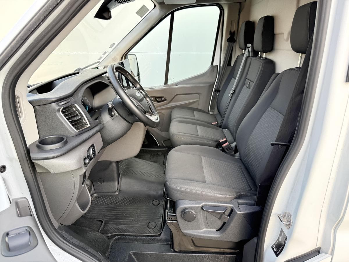 Ford E transit 390 75kwh 184pk e-Transit 390 75kWh 184PK thumbnail 6