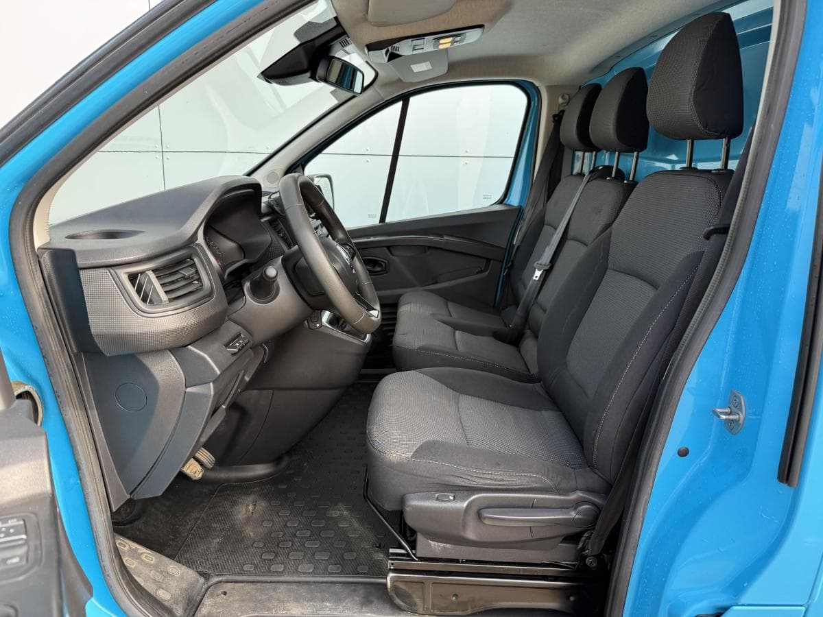 Renault Trafic 20 dci 150pk Trafic 2.0 DCI 150PK thumbnail 6