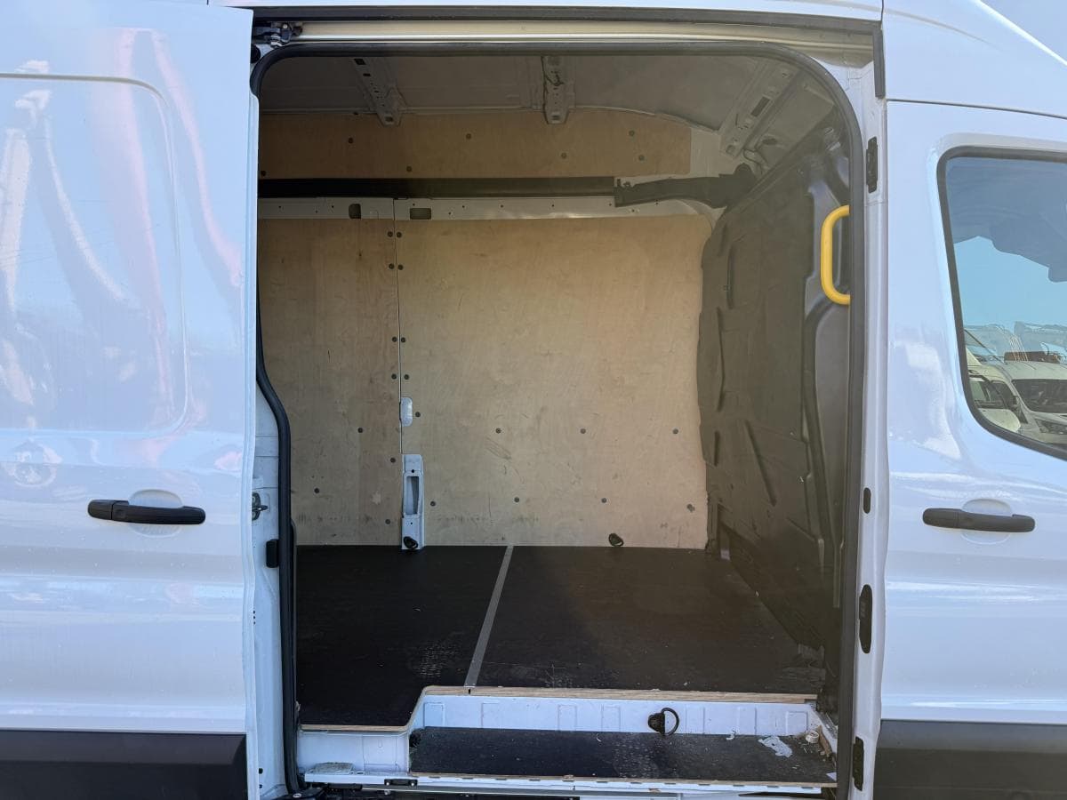 Ford E transit 68kwh 184pk e-Transit 68kWh 184PK thumbnail 11