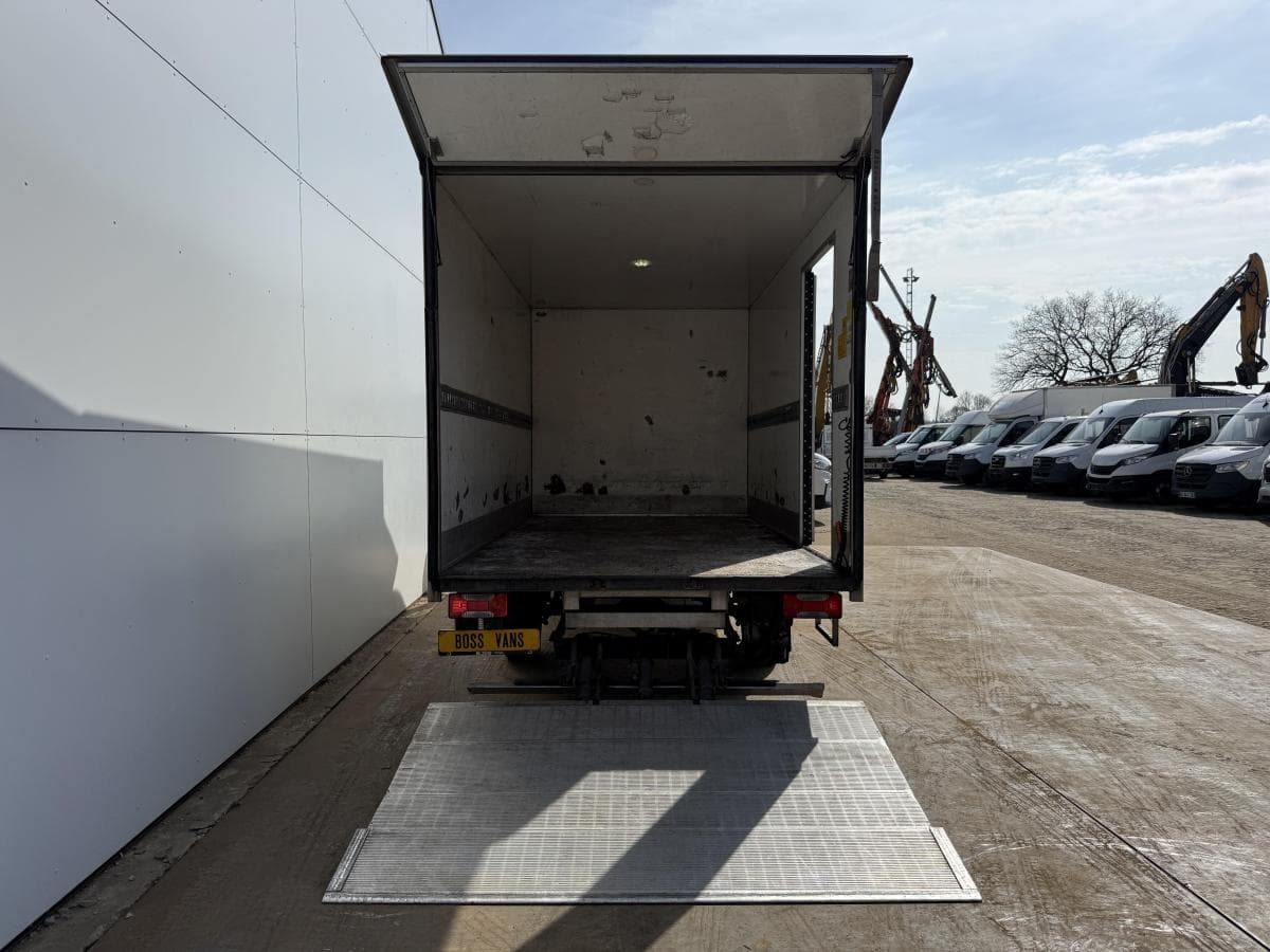 Iveco Daily 35s14 23 Daily 35S14 2.3 thumbnail 9