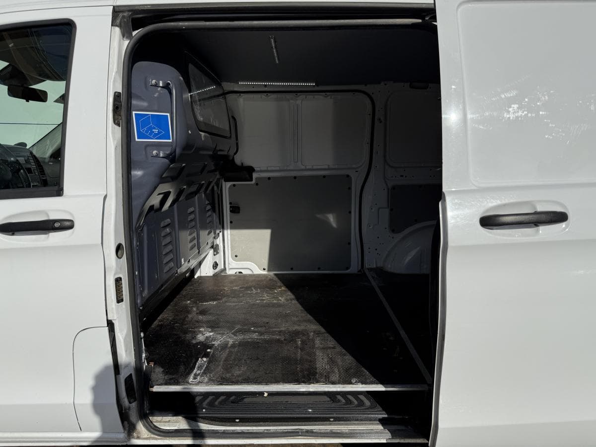 Mercedes-Benz Benz vito 114 21 cdi Vito 114 2.1 CDI thumbnail 9