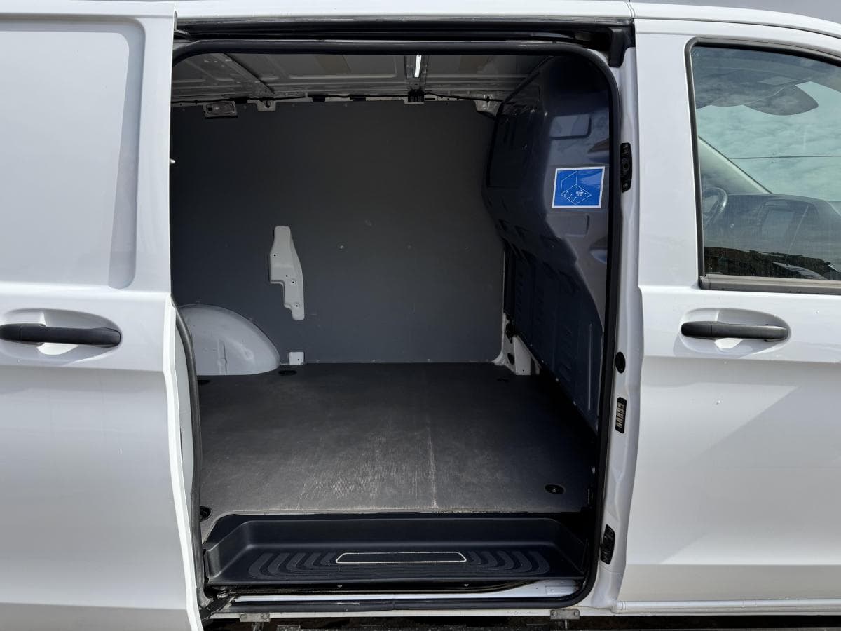 Mercedes-Benz Benz vito 114 19 cdi Vito 114 1.9 CDI thumbnail 9