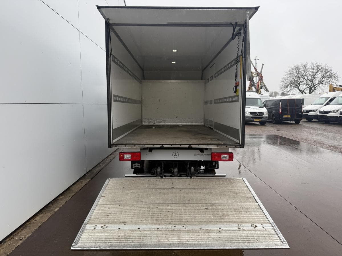 Mercedes-Benz Benz sprinter 317 19 cdi Sprinter 317 1.9 CDI thumbnail 10