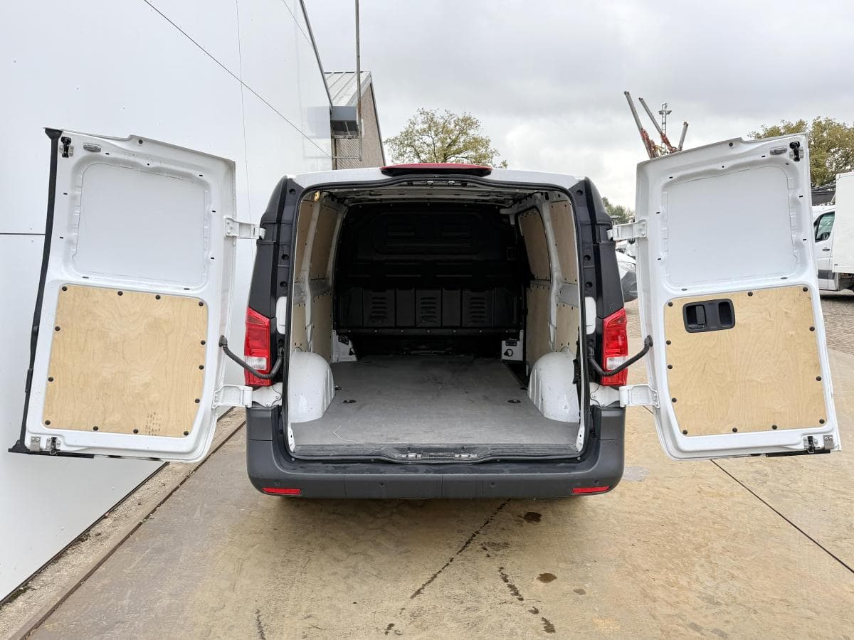 Mercedes-Benz Benz vito 116 19 cdi Vito 116 1.9 CDI thumbnail 10