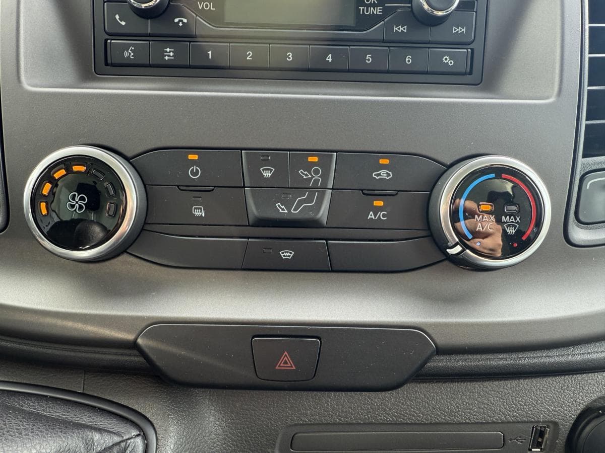 Ford Transit 350 20 tdci 130pk Transit 350 2.0 TDCI 130PK thumbnail 11