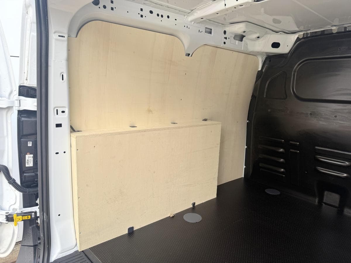 Ford Transit courier 10 ecoboost 100pk Transit Courier 1.0 EcoBoost 100PK thumbnail 12