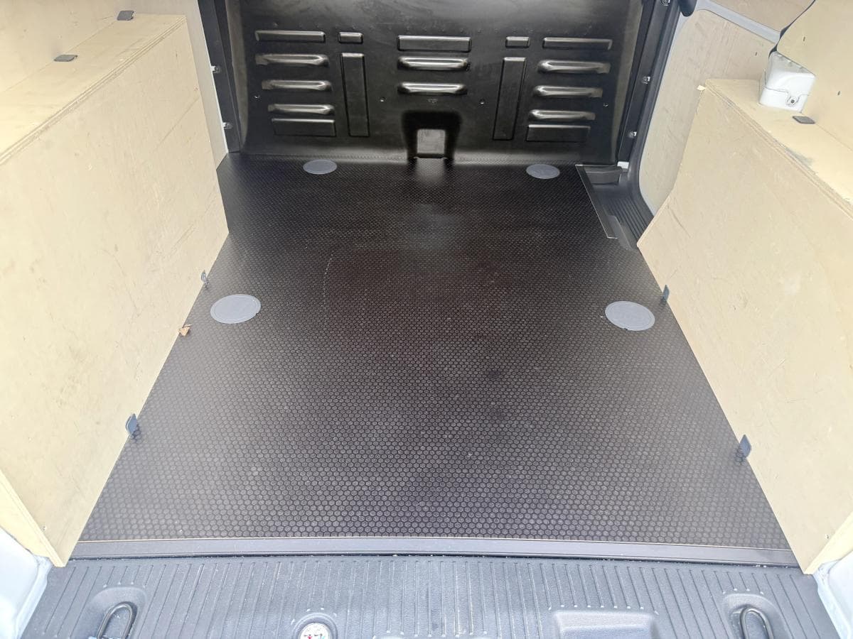 Ford Transit courier 10 ecoboost 100pk Transit Courier 1.0 EcoBoost 100PK thumbnail 13