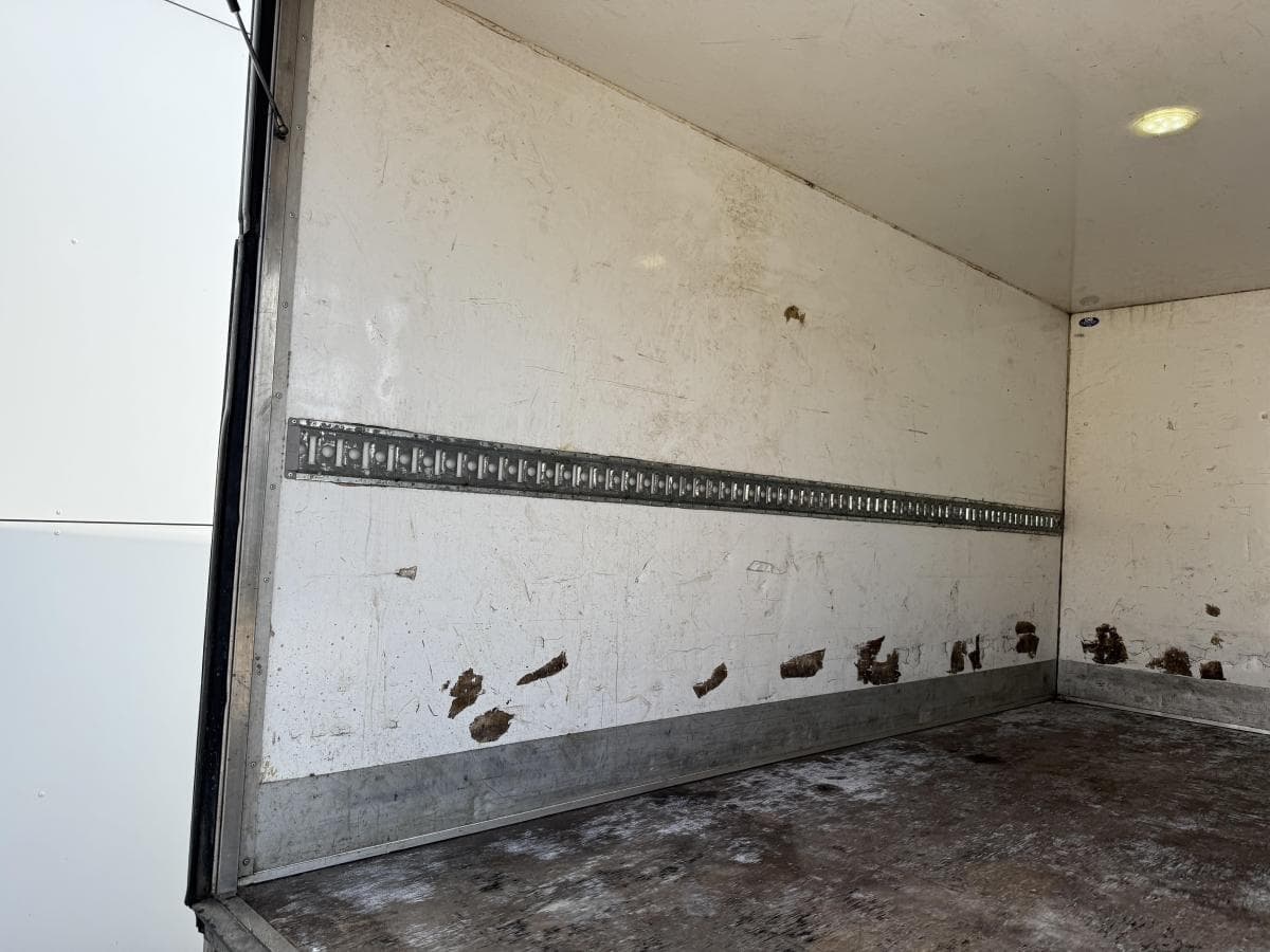 Iveco Daily 35s14 23 Daily 35S14 2.3 thumbnail 12