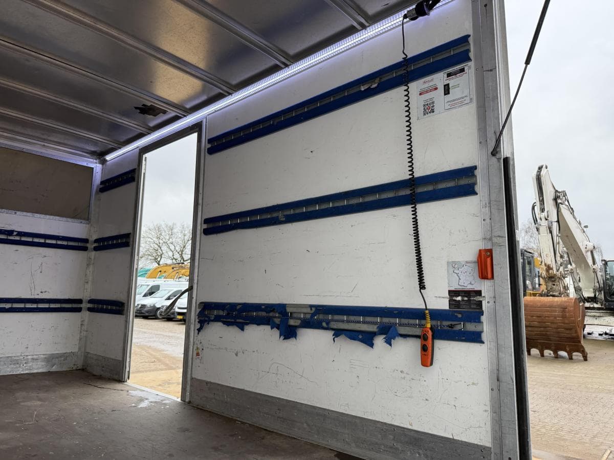 Mercedes-Benz Benz sprinter 515 19 cdi Sprinter 515 1.9 CDI thumbnail 12