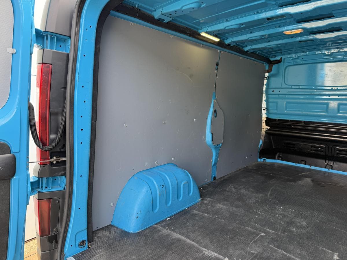 Renault Trafic 20 dci 150pk Trafic 2.0 DCI 150PK thumbnail 12