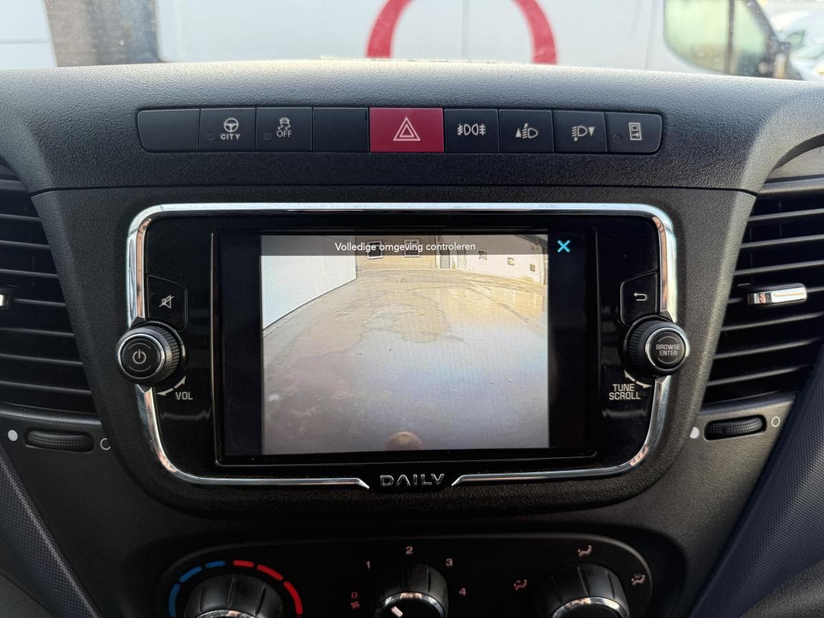 Iveco Daily 35s16 23 Daily 35S16 2.3 thumbnail 13