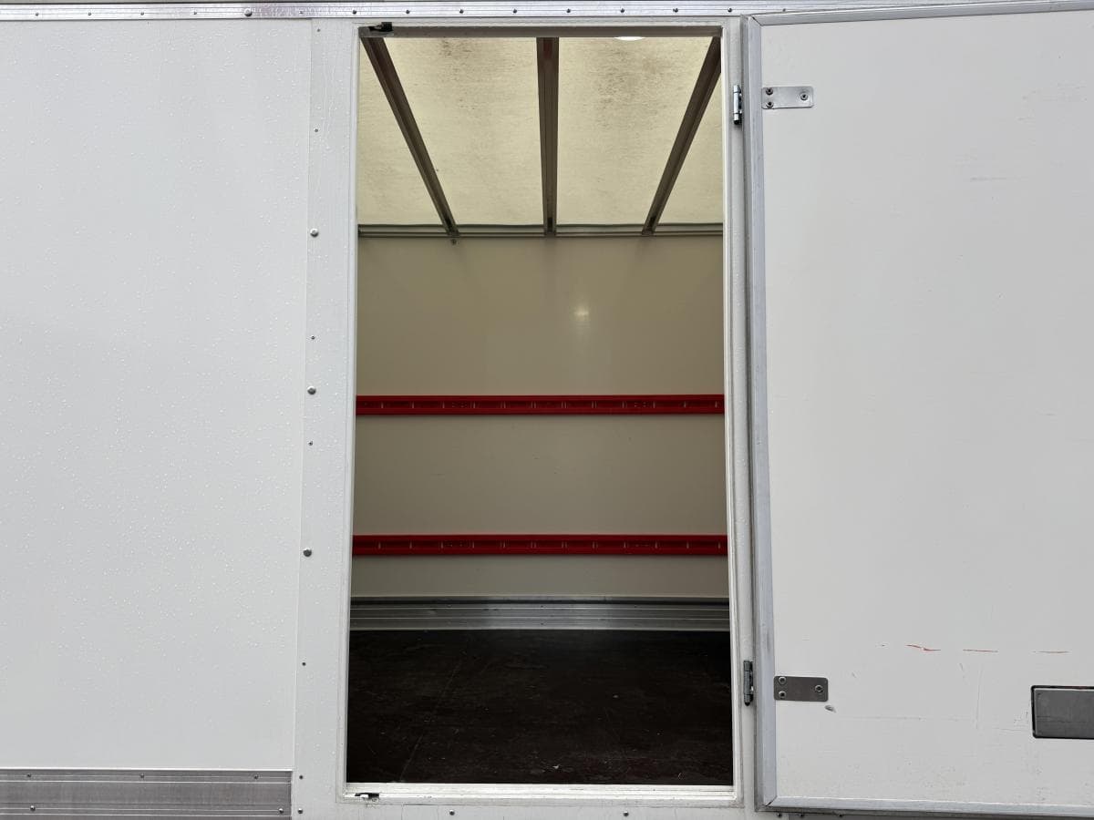 Ford E transit 68kwh 184pk e-Transit 68kWh 184PK thumbnail 15