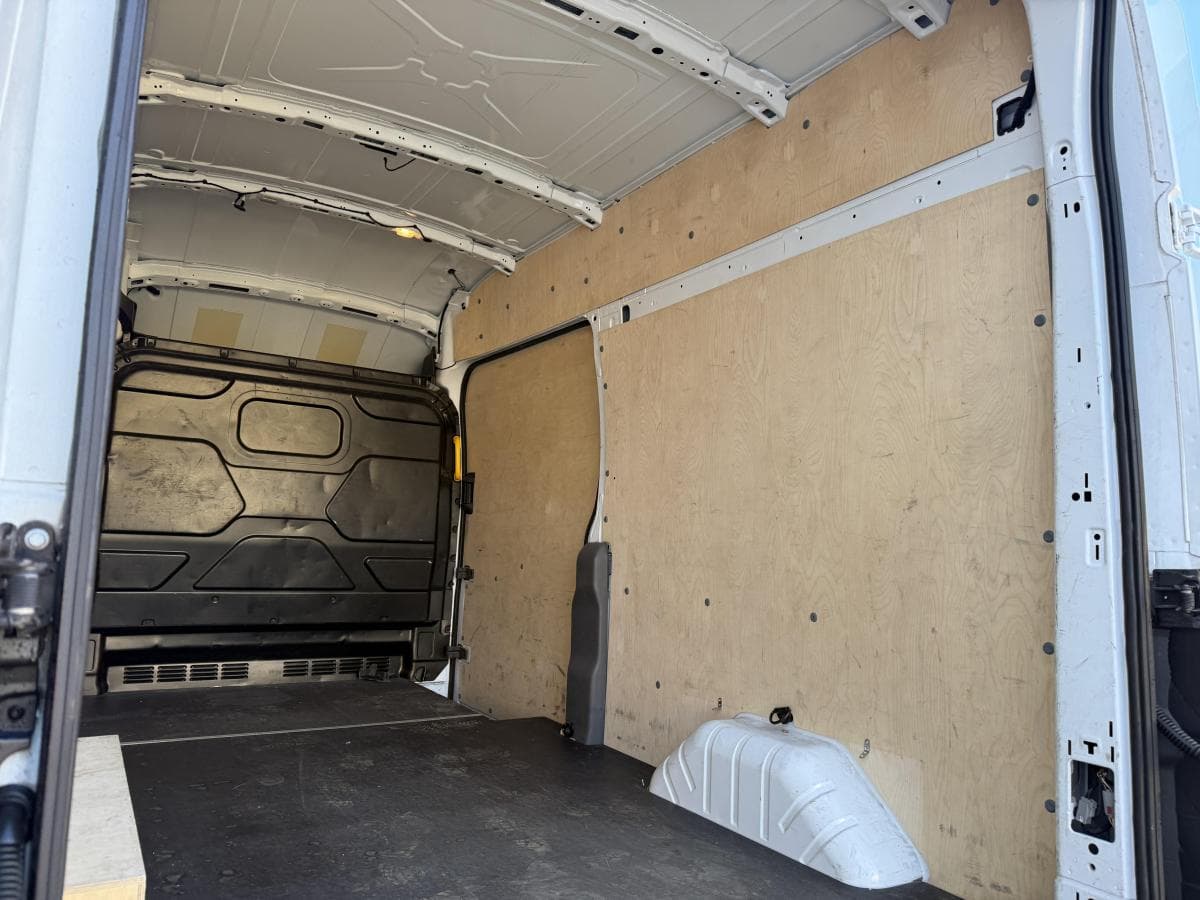 Ford E transit 68kwh 184pk e-Transit 68kWh 184PK thumbnail 16