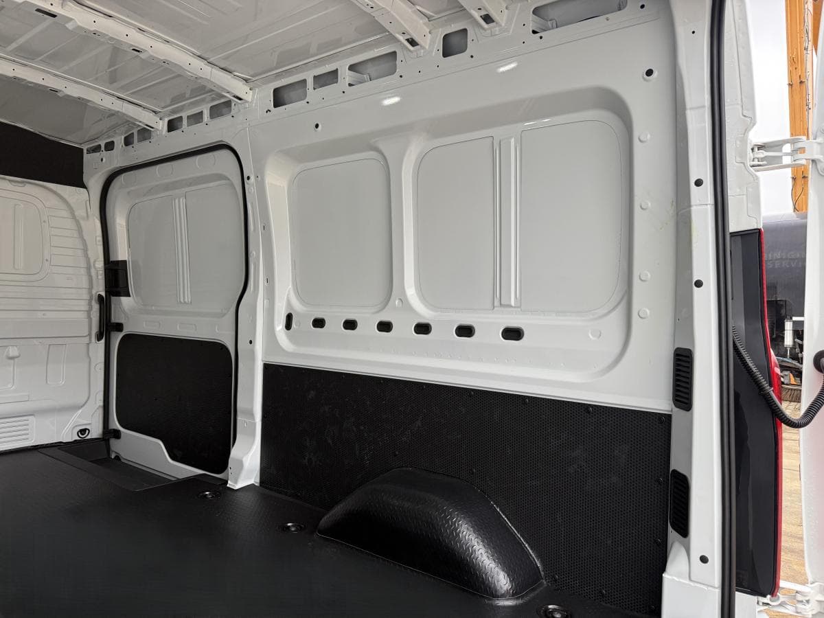 Maxus Edeliver 9 72kwh eDeliver 9 72KWh thumbnail 14