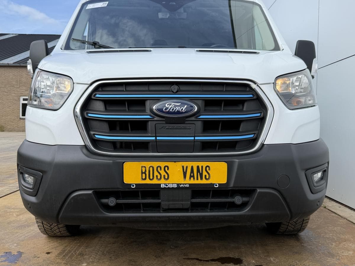 Ford E transit 68kwh 184pk e-Transit 68kWh 184PK thumbnail 19