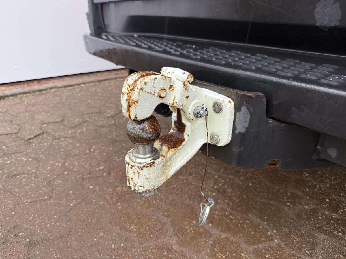 Iveco Daily 35s16 23 Daily 35S16 2.3 thumbnail 17