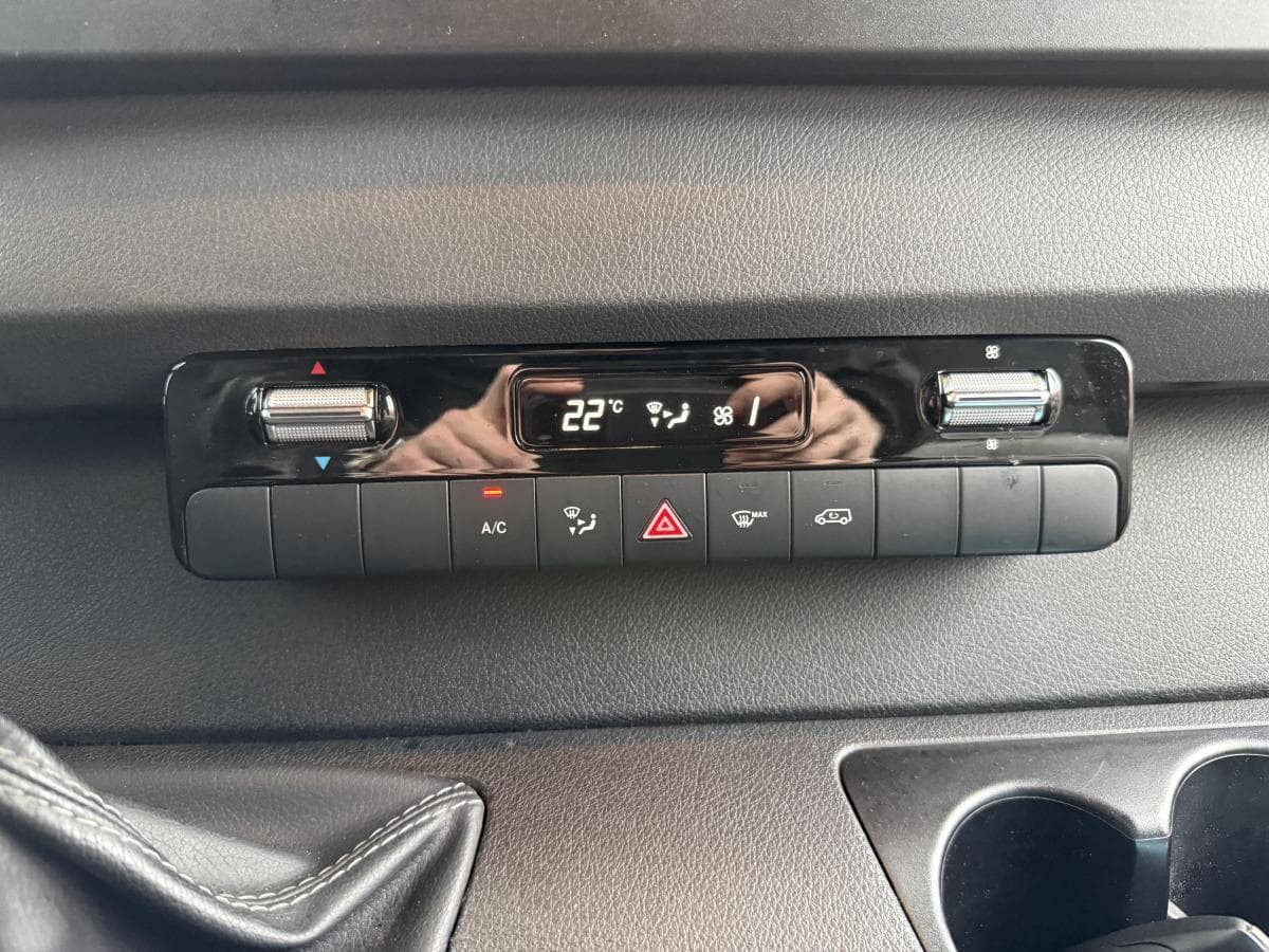 Mercedes-Benz Benz sprinter 215 19 cdi Sprinter 215 1.9 CDI thumbnail 17