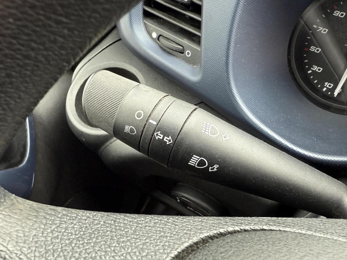 Iveco Daily 35s14 23 Daily 35S14 2.3 thumbnail 19