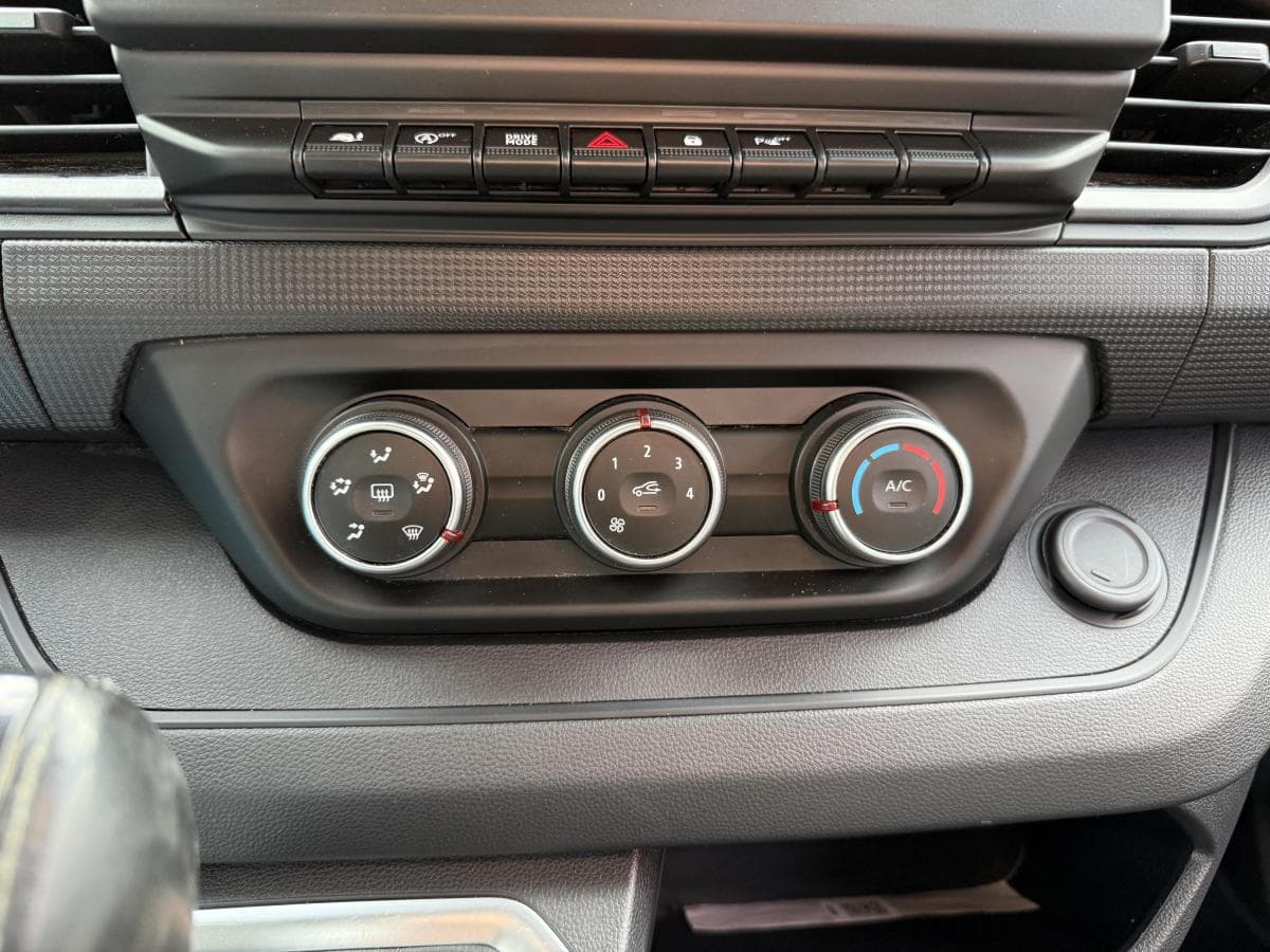 Renault Trafic 20 dci 150pk Trafic 2.0 DCI 150PK thumbnail 19