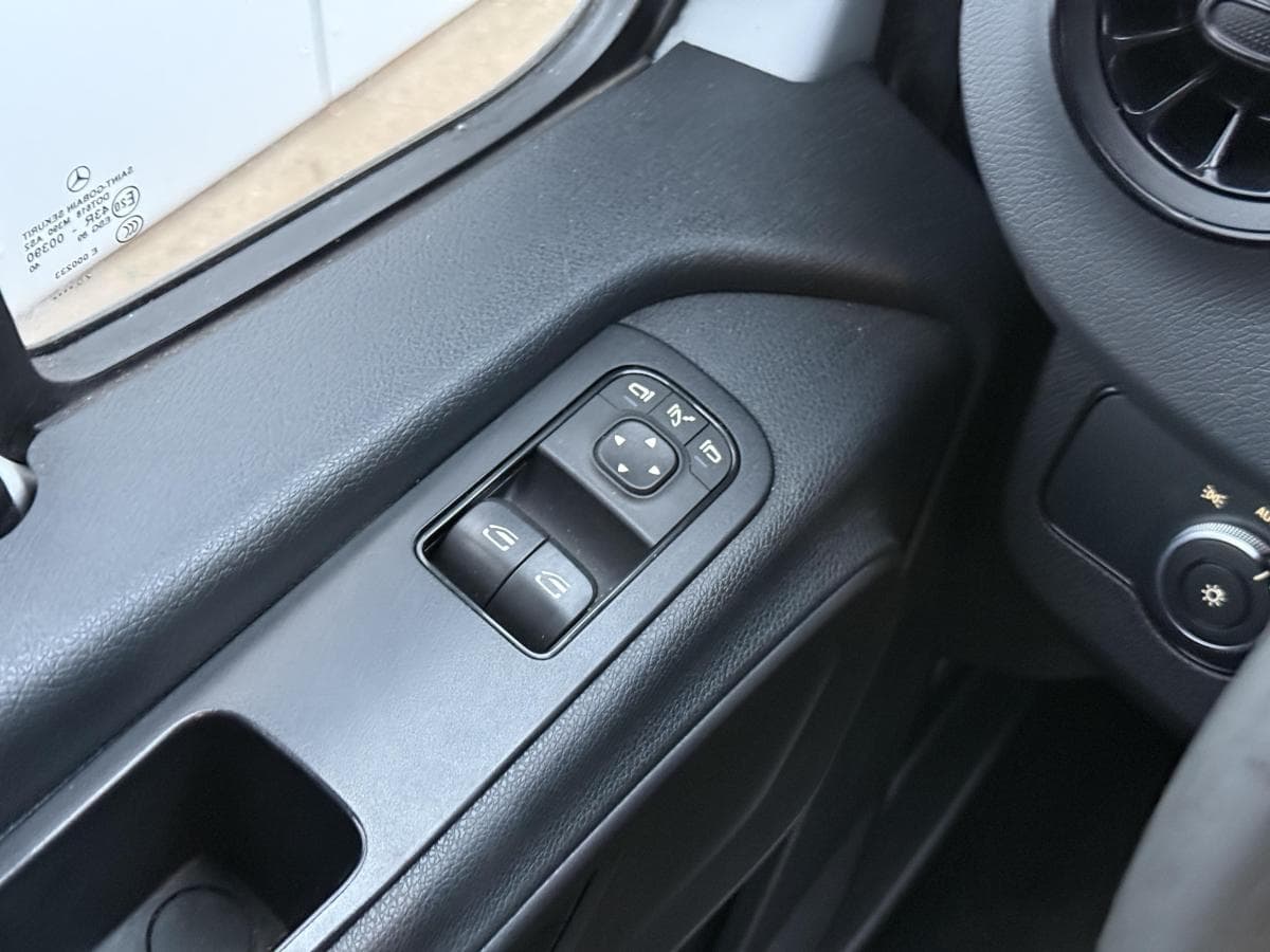 Mercedes-Benz Benz sprinter 316 22 cdi Sprinter 316 2.2 CDI thumbnail 21